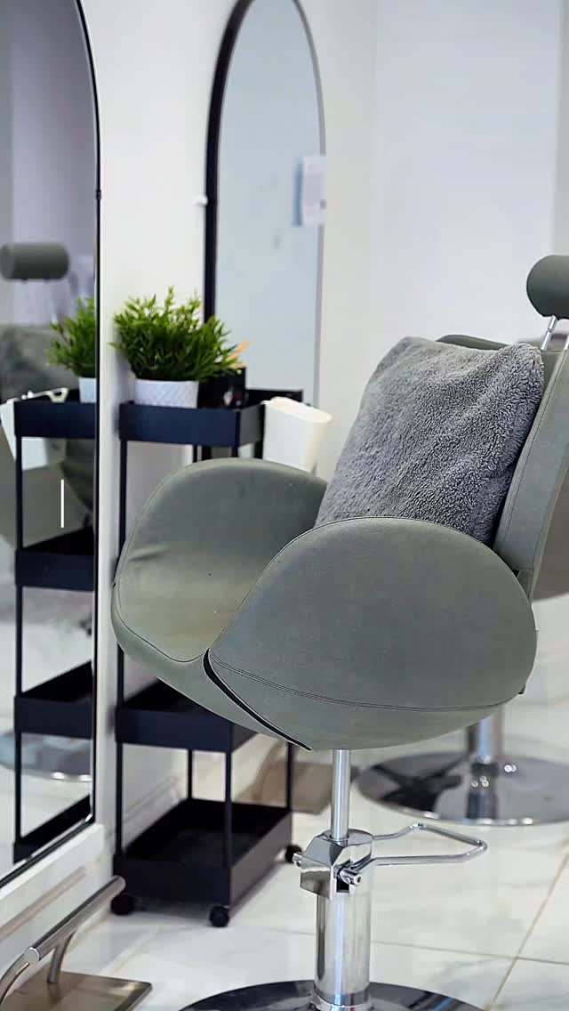 Inside the Serenity treatment room, Cardigan